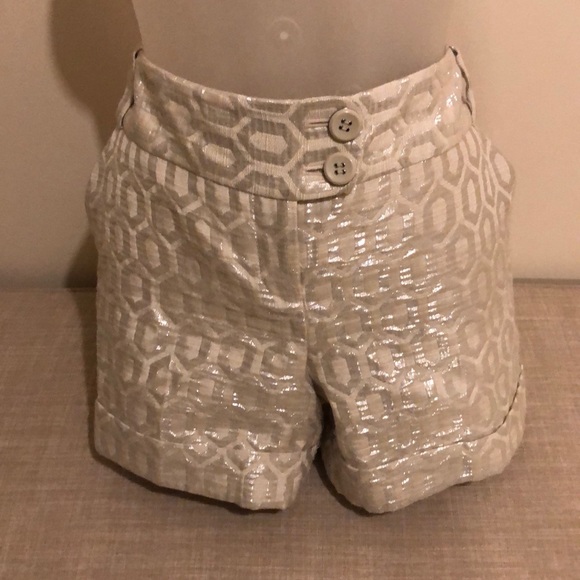 The Limited Off White Silver Embossed Shorts 8 - Picture 1 of 8